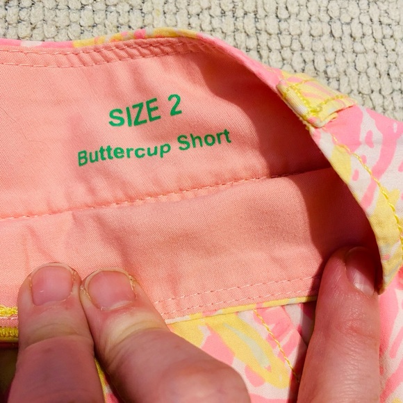 Lilly Pulitzer 5” Buttercup Shorts Scalloped Hem Sunkissed Glow Pink Size 2 - Picture 3 of 3